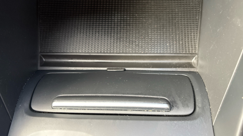 Volvo Xc40 2.0 B4P Momentum 5dr Auto [7 speed] Petrol Estate